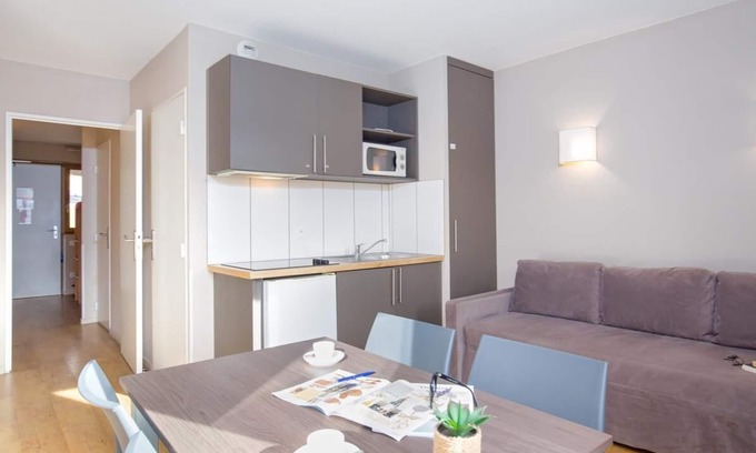 Pra Loup Apartment | 250m from resort center, balcony, parking, tv, ski locker, 35m², Pra Loup