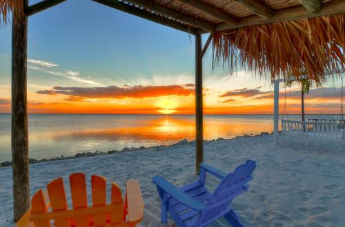 Rocky Point Apartment | 252-WIFI Waterfront, Amazing View from Balcony-Close to Bucs stadium