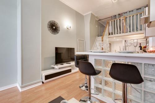 Strasbourg -Saint-Denis Apartment | 253 Suite Martinez - Superbe Appartement à Paris