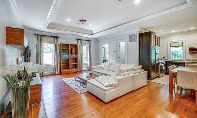 Great Falls House | 255 m² House ∙ 4 bedrooms ∙ 6 guests