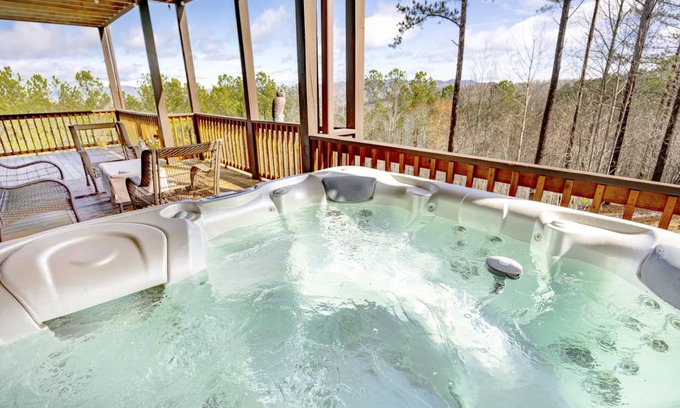 Blairsville Cabin | 256 m² Cabin ∙ 4 bedrooms ∙ 10 guests
