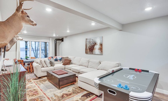 Annandale House | 259 m² House ∙ 3 bedrooms ∙ 12 guests