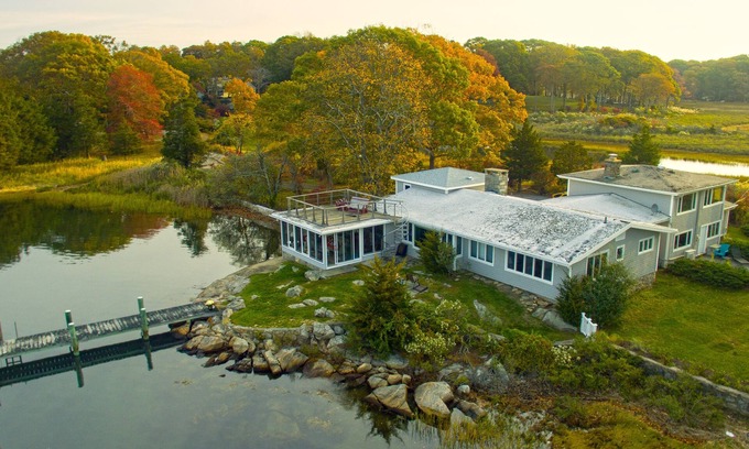 Mystic - New London House | 26 School House - Secluded waterfront with panoramic views and magnificent sunse