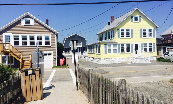 Wells Beach Apartment | 26 SECONDS FROM WELLS BEACH: OCEAN & MARSH VIEWS-BRIGHT & AIRY-9/6-9/13 OPEN-