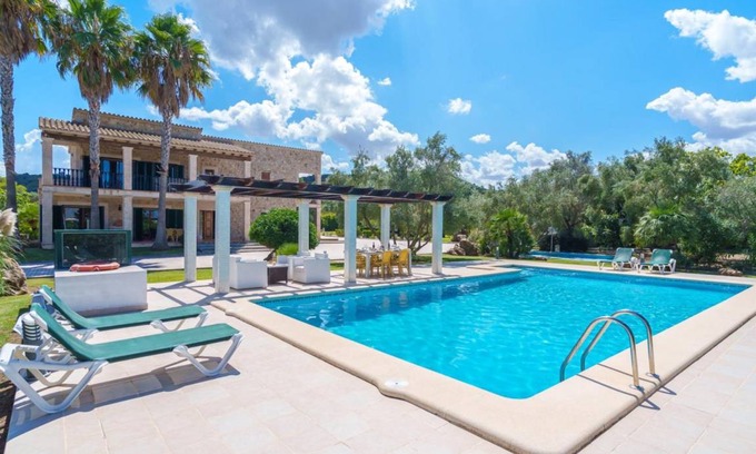 Alcudia House | 260 m² Finca ∙ 5 bedrooms ∙ 10 guests