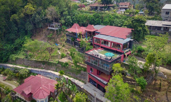 Ciloto Villa | 2600 m² Villa ∙ 6 bedrooms ∙ 30 guests