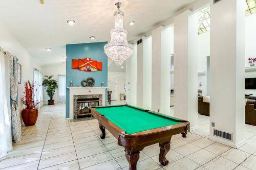 Dover House | 269 m² House ∙ 3 bedrooms ∙ 10 guests