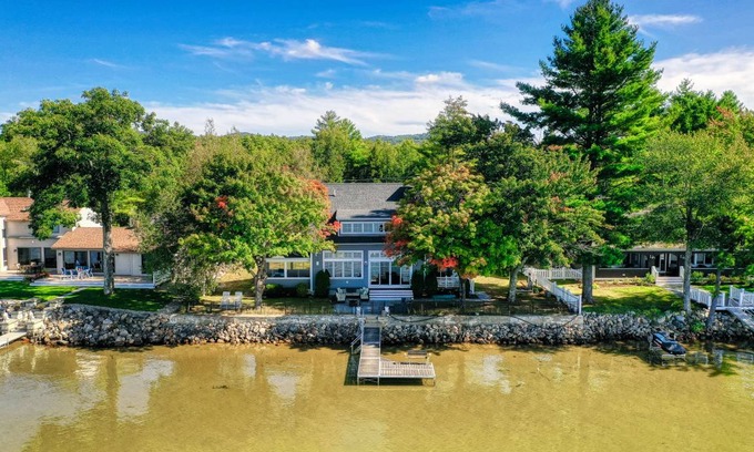 Center Ossipee House | 269 m² House ∙ 5 bedrooms ∙ 10 guests