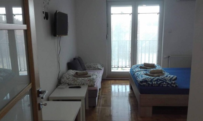 Petrovaradin Apartment | 27 m² Apartment ∙ 1 bedroom ∙ 3 guests