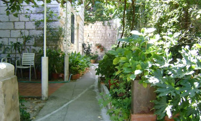 Pile Apartment | 27 m² Apartment ∙ 1 bedroom ∙ 2 guests