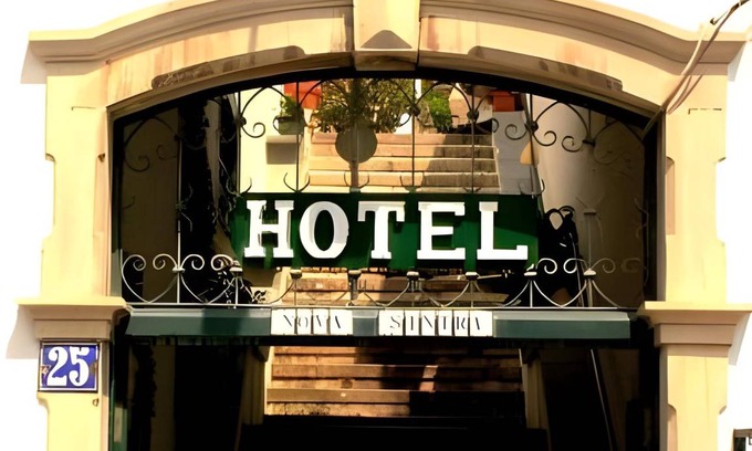 Sintra Hotel | 27 m² Hotel ∙ 4 guests
