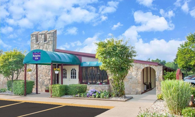 Battle Creek Hotel | 27 m² Hotel ∙ 5 guests