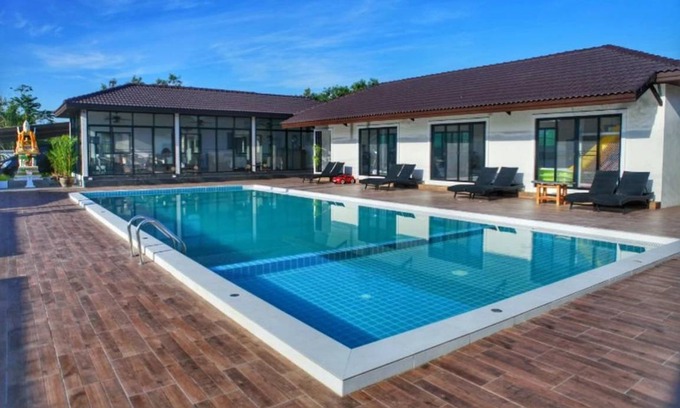 Sam Phraya Villa | 270 m² Villa ∙ 4 bedrooms ∙ 8 guests