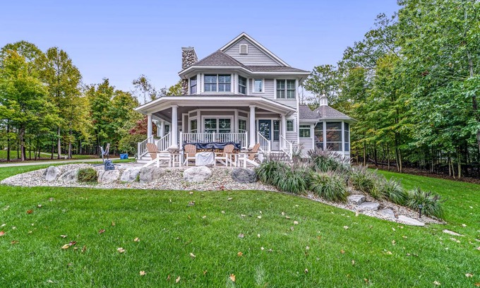 Glenn Haven Shores House | 273 m² House ∙ 5 bedrooms ∙ 12 guests