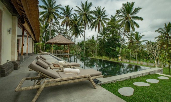 Kenderan Villa | 275 m² Villa ∙ 2 bedrooms ∙ 5 guests