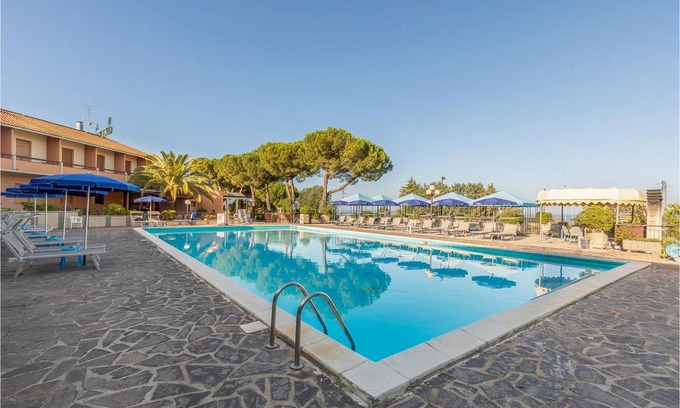Passignano sul Trasimeno House | 287 m² House ∙ 5 bedrooms ∙ 10 guests