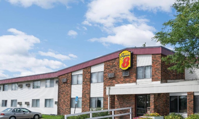 Brooklyn Center Hotel | 28 m² Hotel ∙ 127 guests