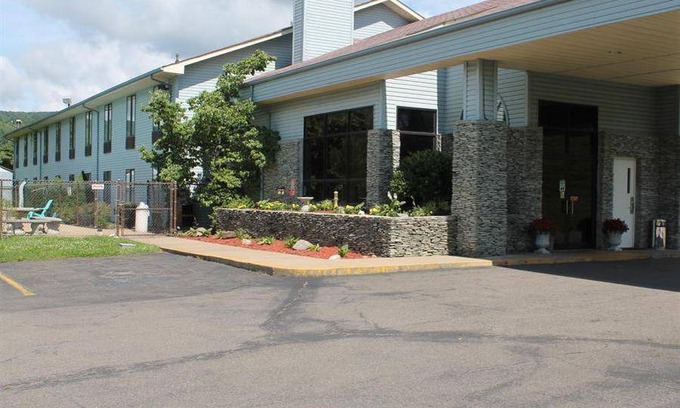 Mountain City Hotel | 28 m² Motel ∙ 6 guests