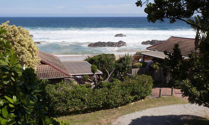 Keurboomstrand Ski Chalet | 280 m² Chalet ∙ 2 bedrooms ∙ 6 guests