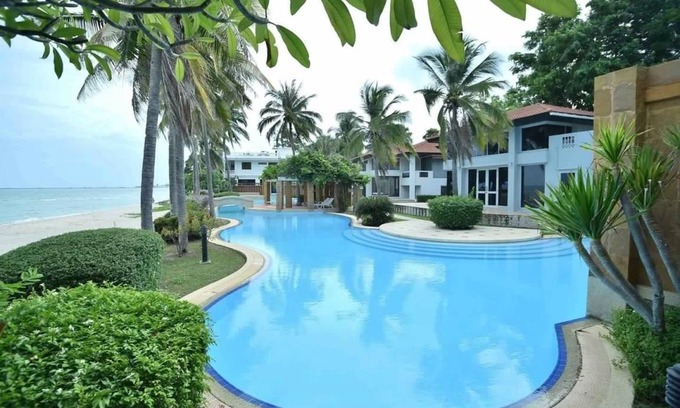 Bang Kao House | 280 m² House ∙ 3 bedrooms ∙ 10 guests
