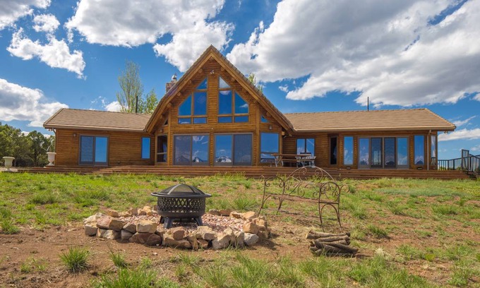 Ridgway House | 280 m² House ∙ 3 bedrooms ∙ 8 guests