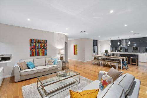 Karrinyup House | 283 m² House ∙ 4 bedrooms ∙ 8 guests