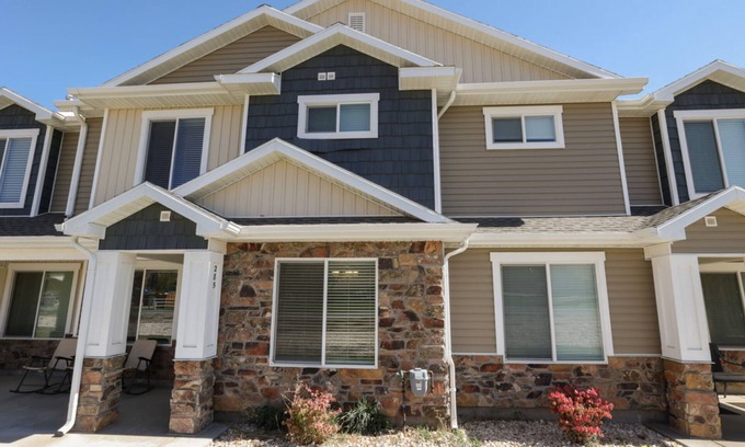 Garden City House | 285 - Bear Lake Escapes. The perfect lake vacation in Bear Lake, Utah! BLE #285