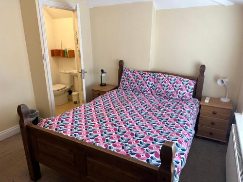 Palmers Green House | 287 Green Lanes