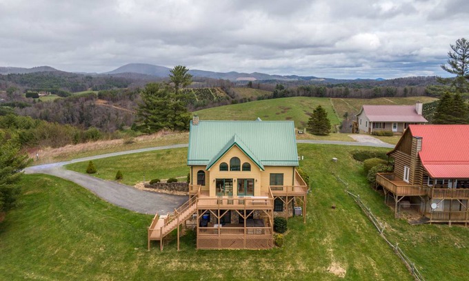 Fleetwood House | 287 m² House ∙ 4 bedrooms ∙ 8 guests