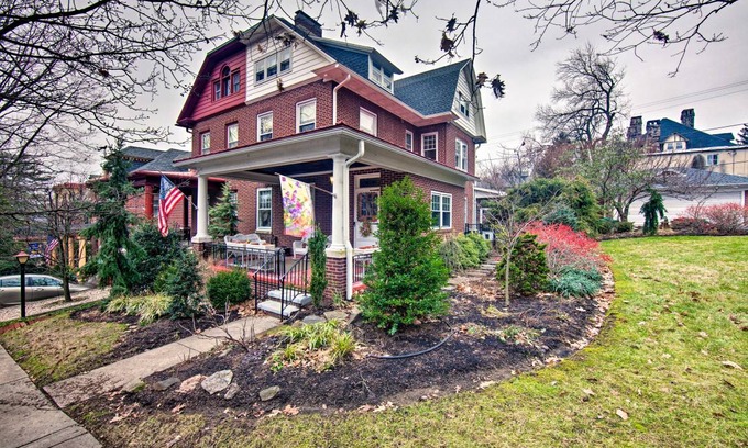 Reading House | 287 m² House ∙ 5 bedrooms ∙ 10 guests