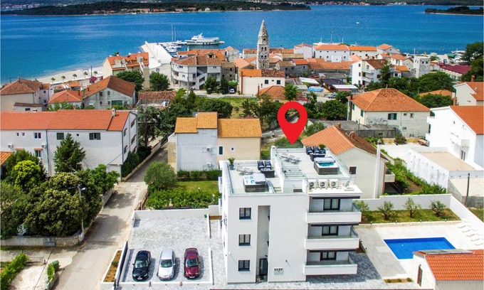 Turanj House | 287 m² House ∙ 6 bedrooms ∙ 12 guests
