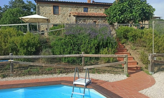 Massa Marittima Villa | 29 m² Villa ∙ 1 bedroom ∙ 3 guests