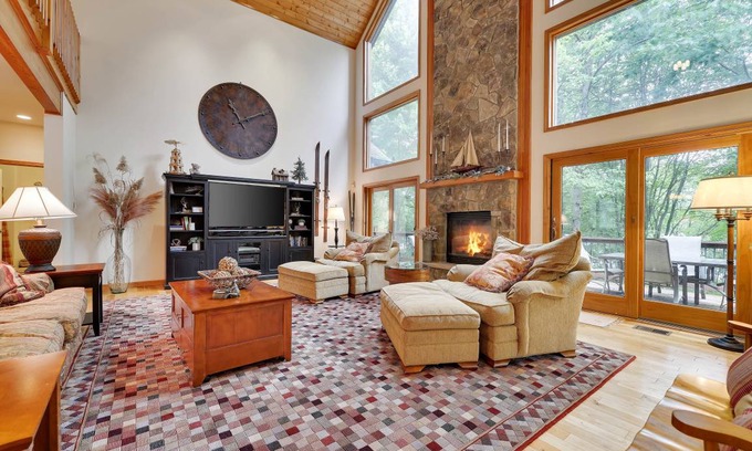 Briar Crest Woods House | 290 m² House ∙ 4 bedrooms ∙ 12 guests