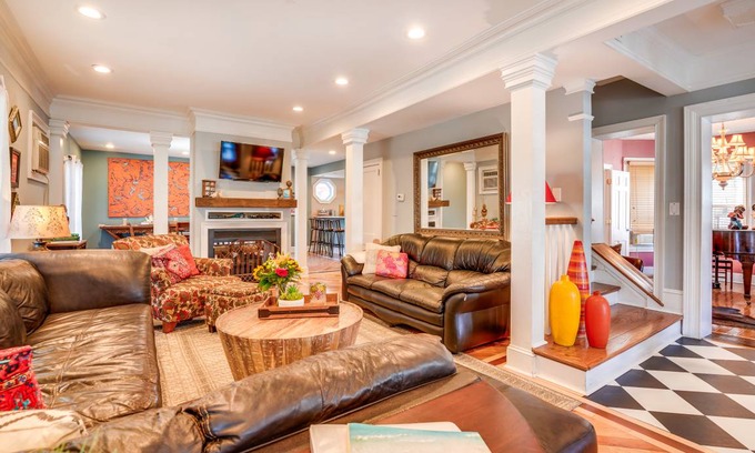 Asbury Park House | 293 m² House ∙ 8 bedrooms ∙ 12 guests