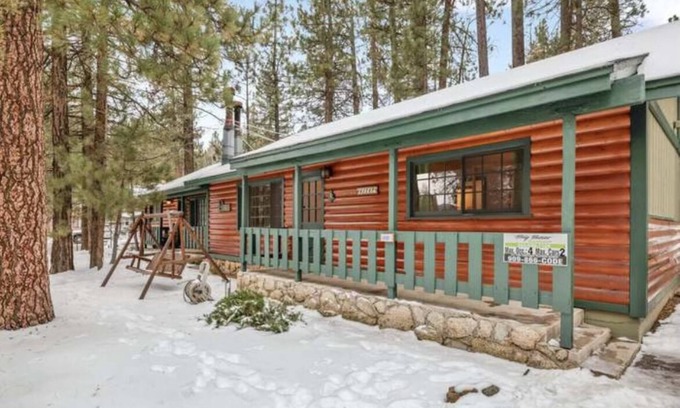Summit Estates Apartment | 2BD/1B Apt Walking Distance to Snow Summit