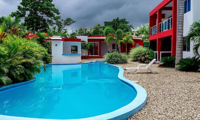 Urbanizacion Tavarez Villa | 2BD/1Bath guest-friendly villa near everything, Wi-Fi, pool, A/C, TV