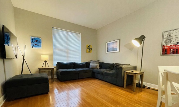 St. Louis Apartment | 2bd/1bath W/Parking ♥ The Grove