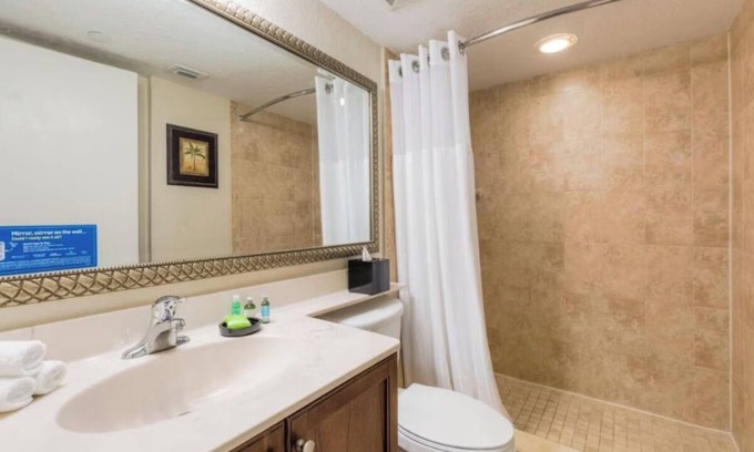 Pompano Beach Condo | 2bed/2bath Club Wyndham Santa Barbara resort. Across St frm Pompano Beach w/pool