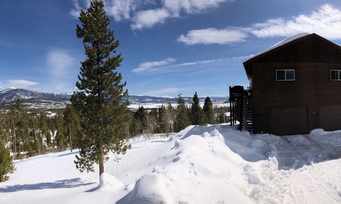 Grand Lake Cabin | 2Bed/2bt BORDERS ARAPAHO NA'TL FOREST OUTDOOR ADVENTURES-DOG FRIENDLY-small fee-
