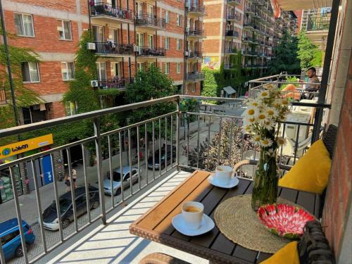 Saburtalo Apartment | 2Bedroom Home Inn at Jikia's Green Complex-Central Tbilisi