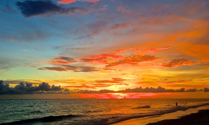 Redington Shores Condo | 2BR/2B Redington Shores Condo - Steps to Beach!
