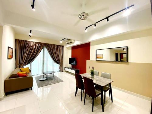 Chow Kit Apartment | 2br 2ba in the heart of KL, Regalia Residence