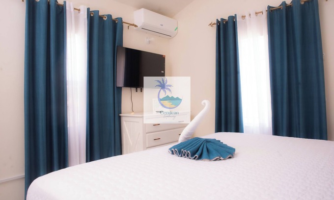Discovery Bay House | 2br & 2ba Puerto Seco Beach Club VIP Access, 24hr Security , Gated Community