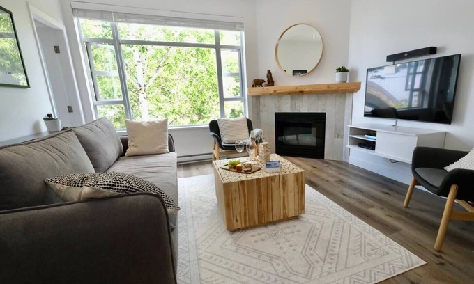 Village North Condo | 2BR 2BA Village Escape w/Updated Hot Tub, Perfect Location & Mountain Views