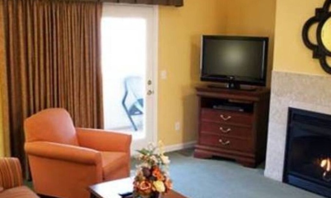 McGaheysville Resort | 2BR 2BA w Hot Tub at Massanutten