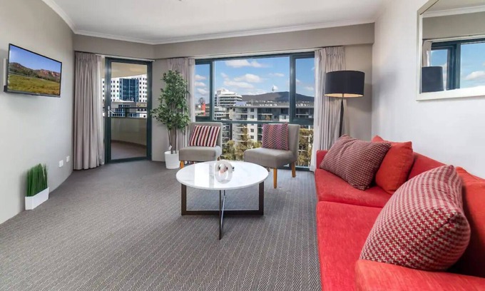 Canberra City Centre Apartment | 2BR 2Bath Executive Apartment, in City Centre