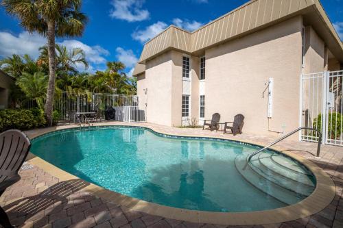 Siesta Key Village House | 2BR- 5120 Calle Minorga