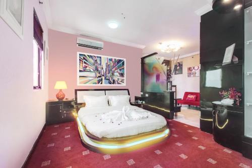 Bandung Apartment | 2BR Apartment Majesty 15 W Pool