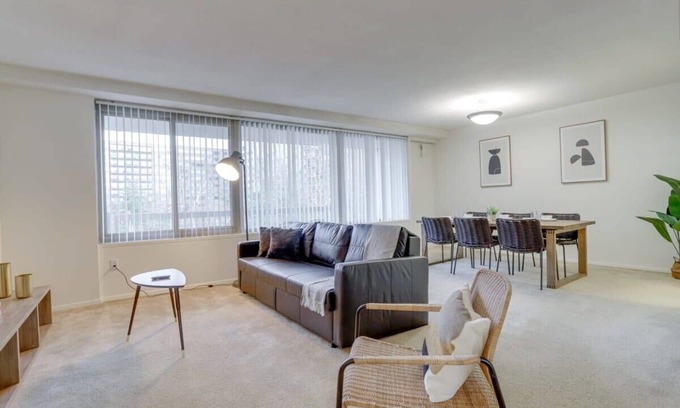 Aurora Highlands Apartment | 2BR Apt in Crystal City
