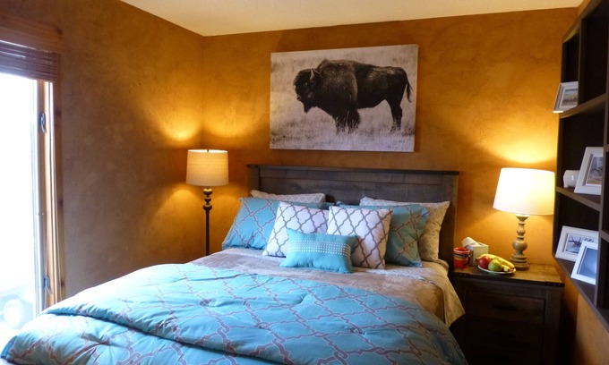 Moose Wilson Road Condo | 2BR+loft,2BA Jackson Hole condo, 5 miles from Grand Teton, 4 miles to ski resort